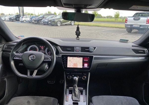 Skoda Superb cena 94500 przebieg: 113957, rok produkcji 2018 z Nowe Skalmierzyce małe 277